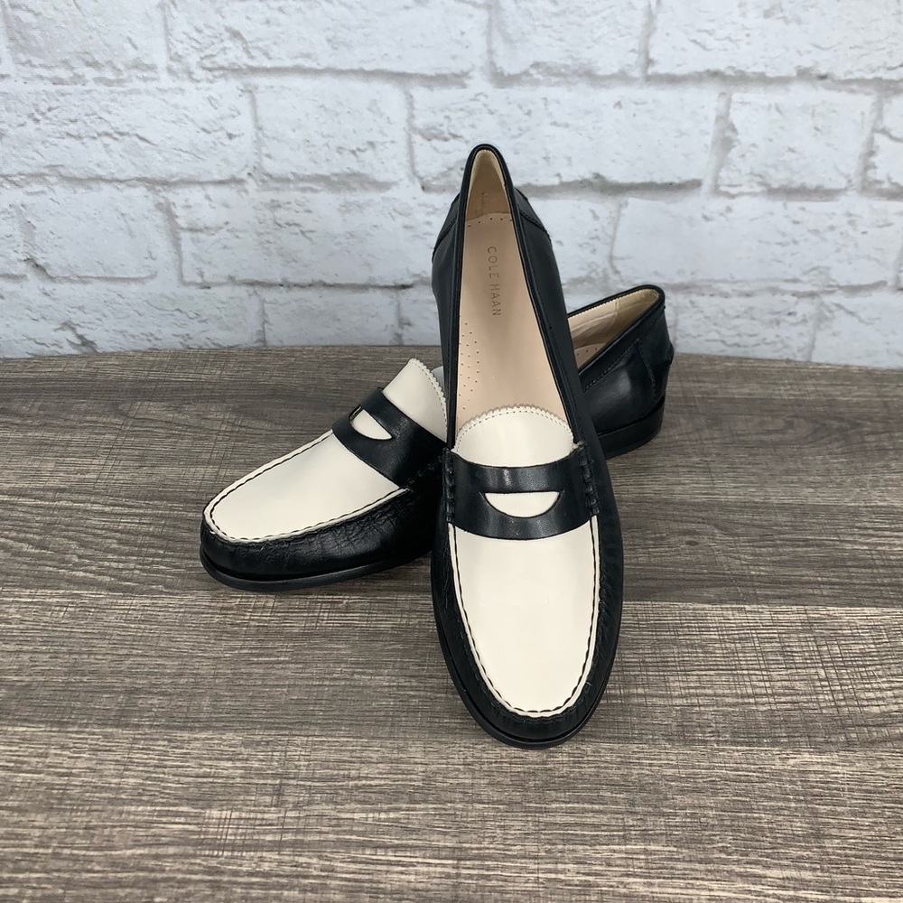 Cole Haan Spectator Style Loafers Size 11 Black & Cream